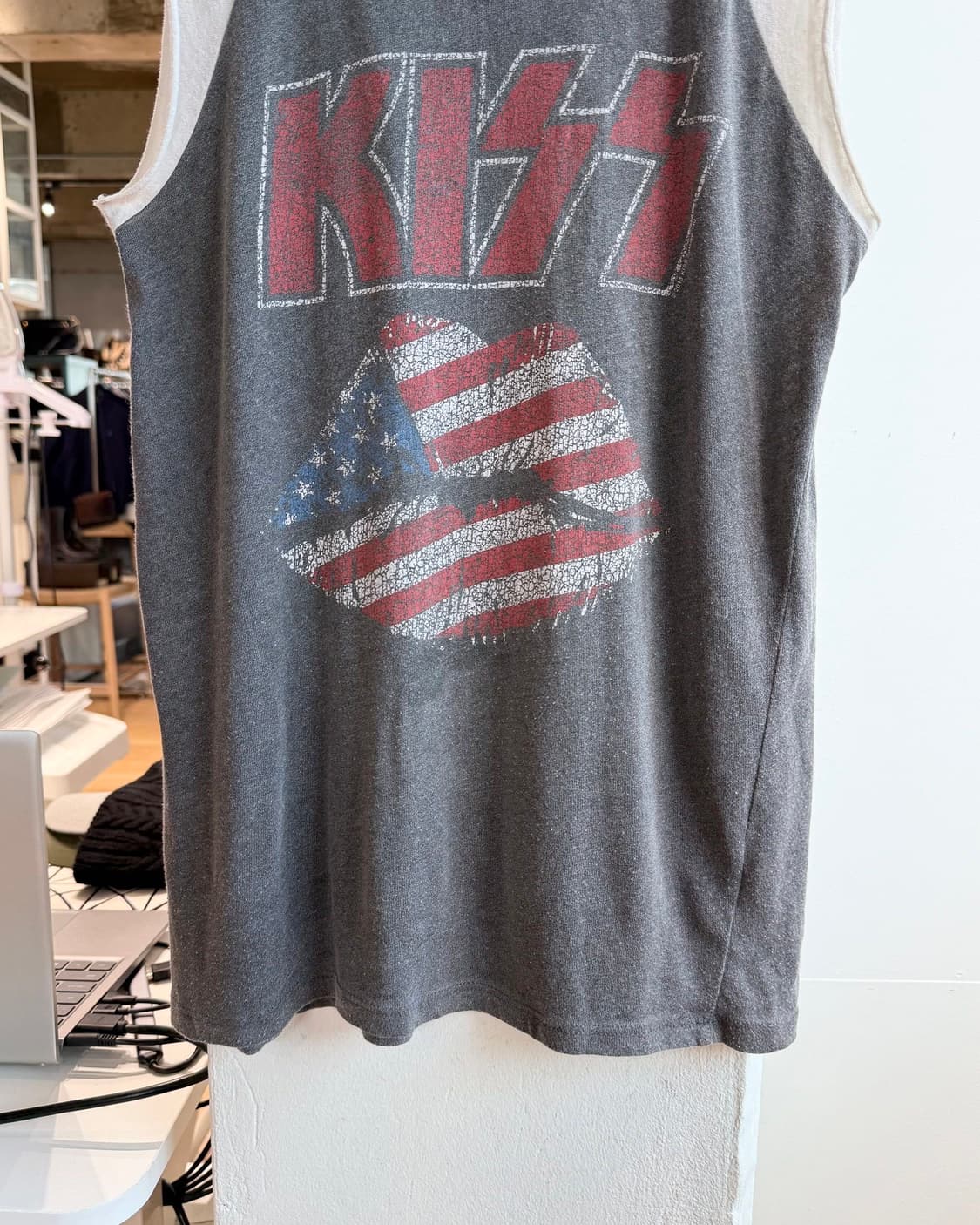 vtg 차콜 키스 프린팅 슬리브리스  상품이미지4