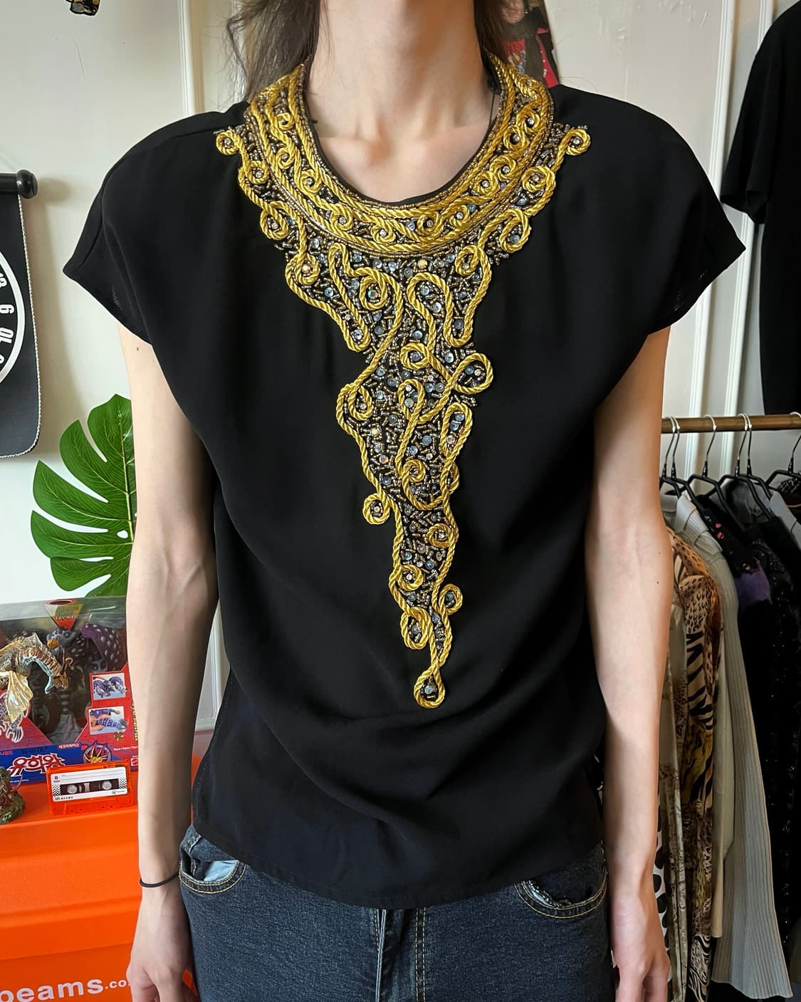 OTTO Collection Egypt Neck Sequin Top 상품이미지2