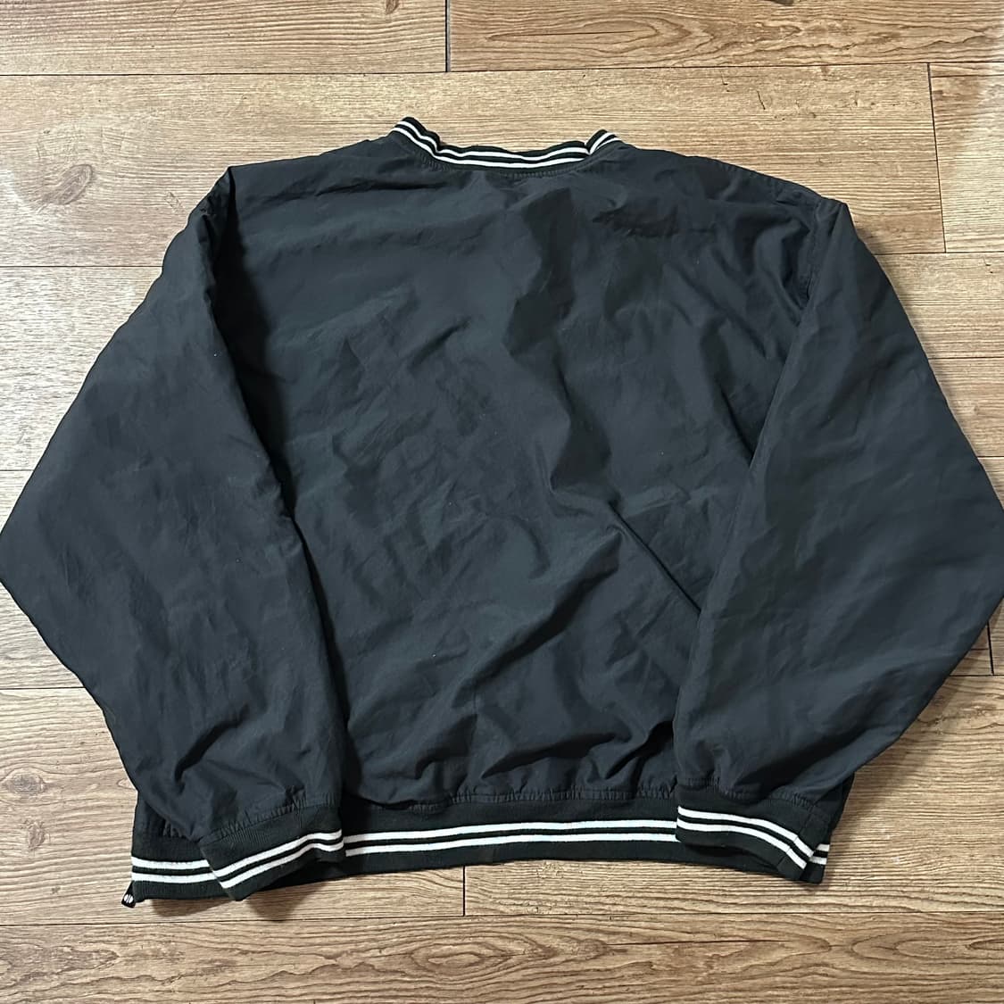 XL 나이키 블랙 브이넥 웜업 상품이미지2