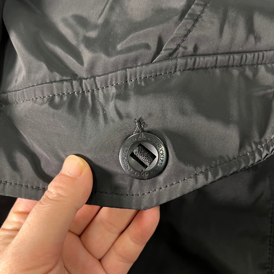 100 무스너클 스틸링 블랙 폭스퍼 구스다운 롱패딩 상품이미지5