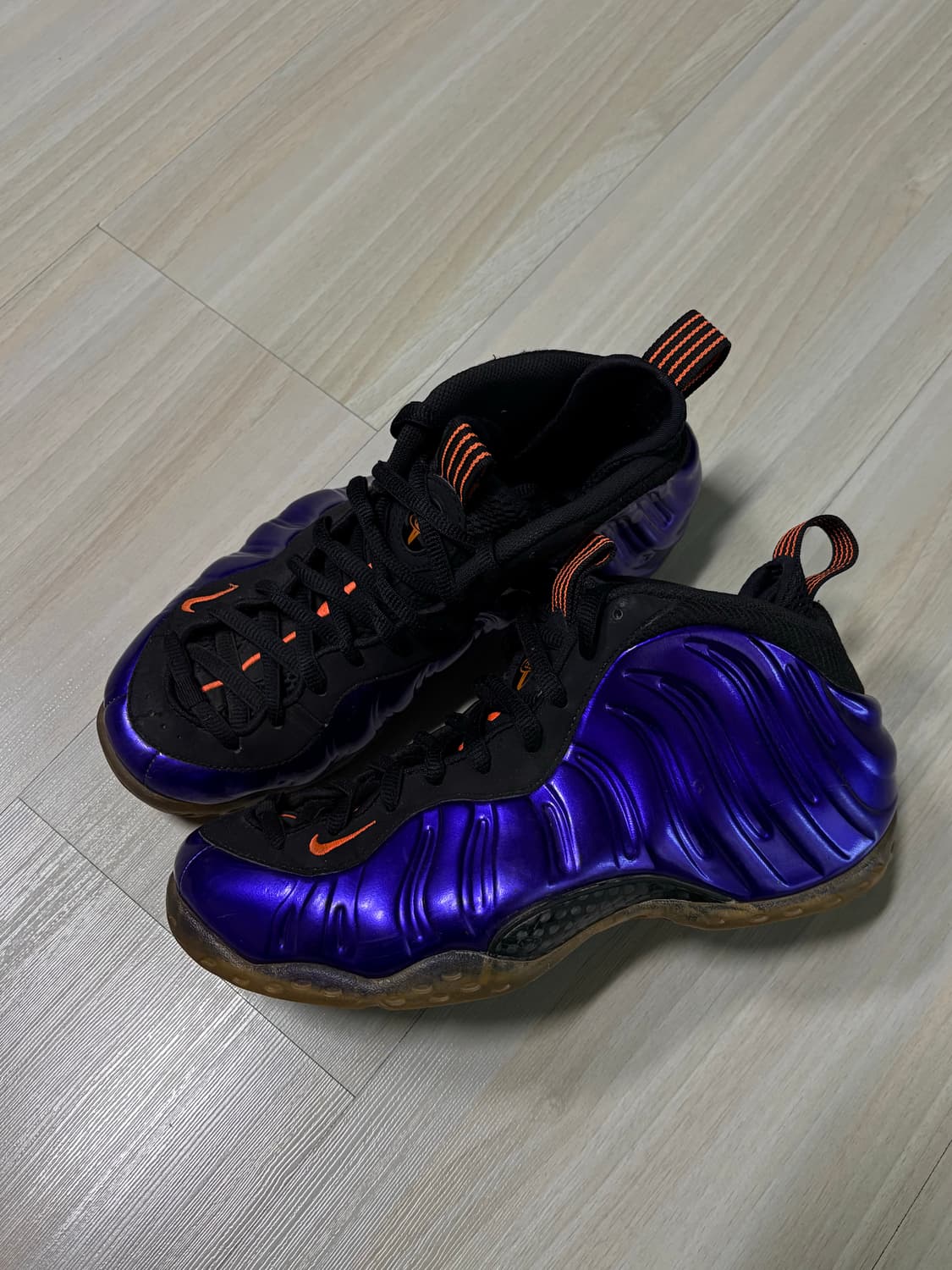 나이키 폼포짓 원 피닉스 썬즈 255 상품이미지2