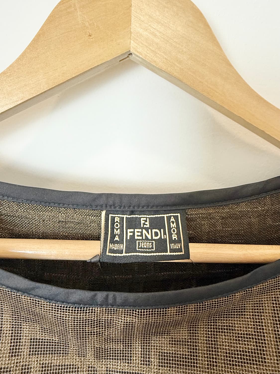 펜디 망사 나시 상품이미지3