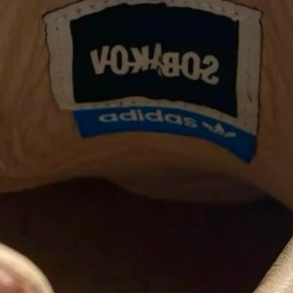 헨더스킴 아디다스 소바코브 스니커즈 이지 스타일 상품이미지9