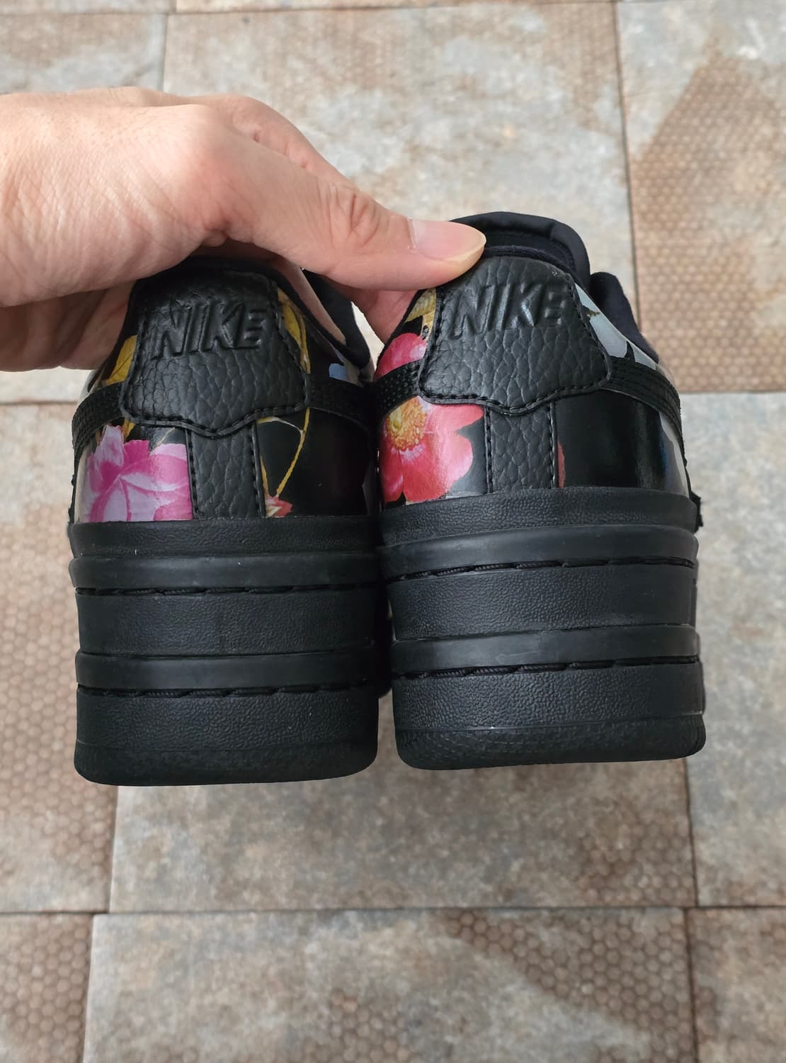 (225)나이키 반달 2k lx 플로럴 상품이미지7