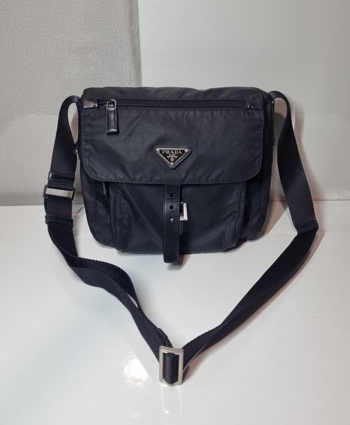 정품 프라다 메신저백 크로스백 상품이미지1