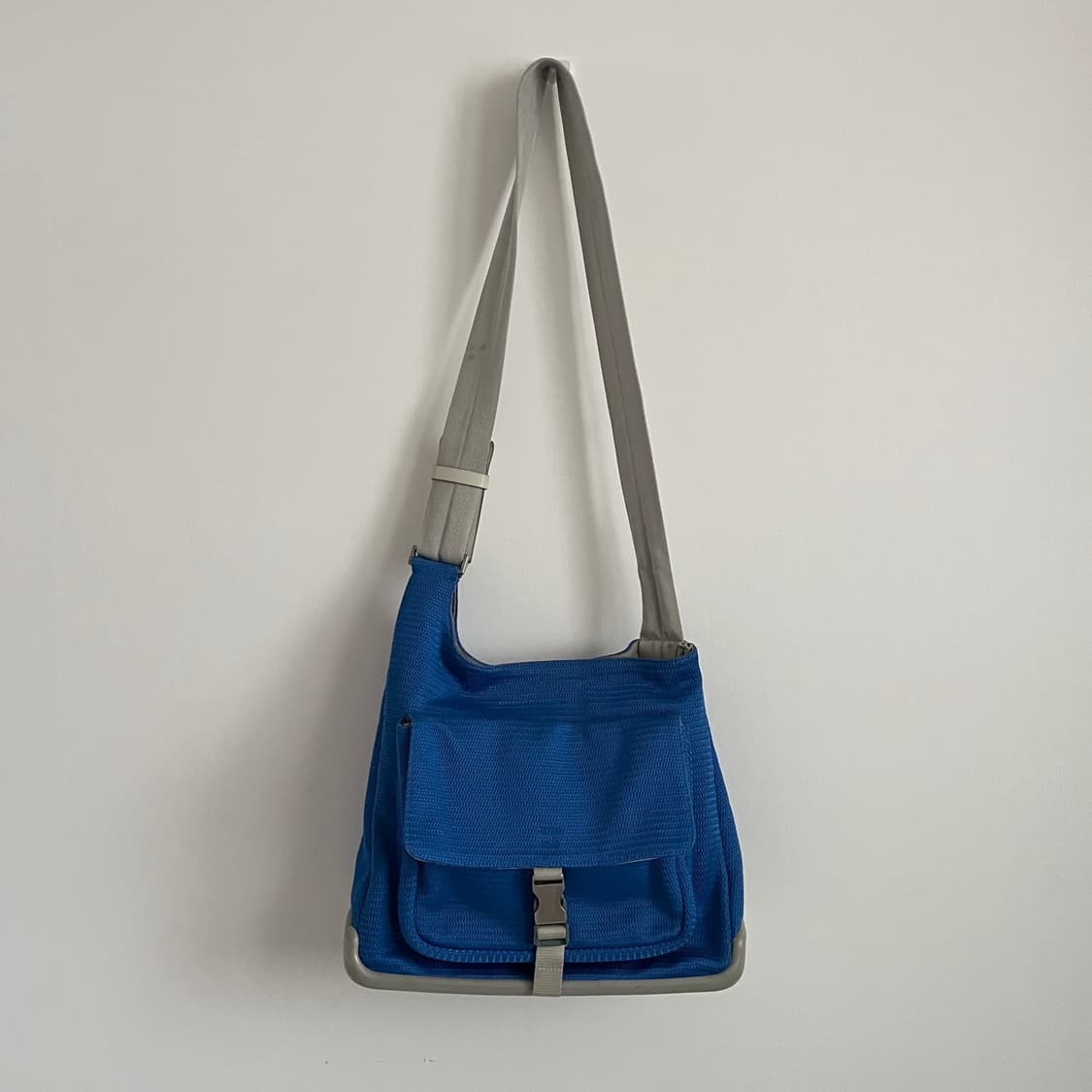 Prada sport bike tec crossebody 상품이미지1