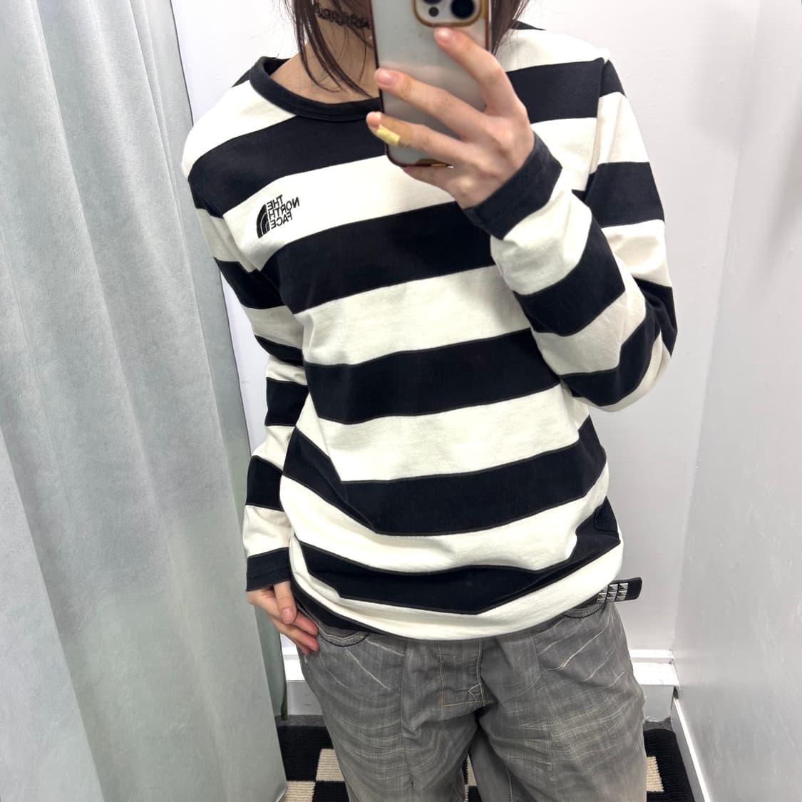 노스페이스 블랙아이보리 스트라이프 티셔츠 상품이미지2