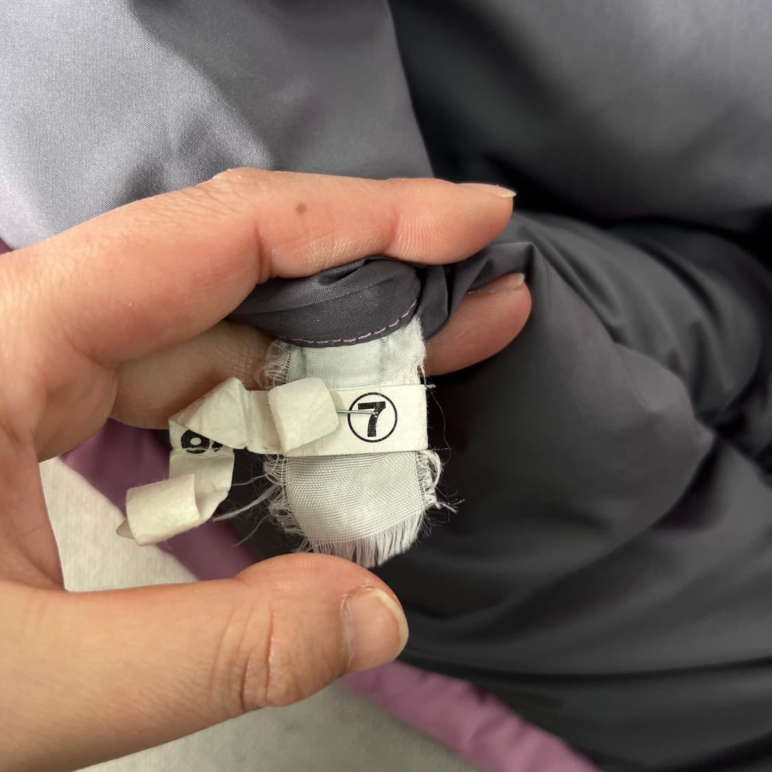 95 노스페이스 해외판 희귀 딸기우유 핑크 700 눕시 패딩 상품이미지7