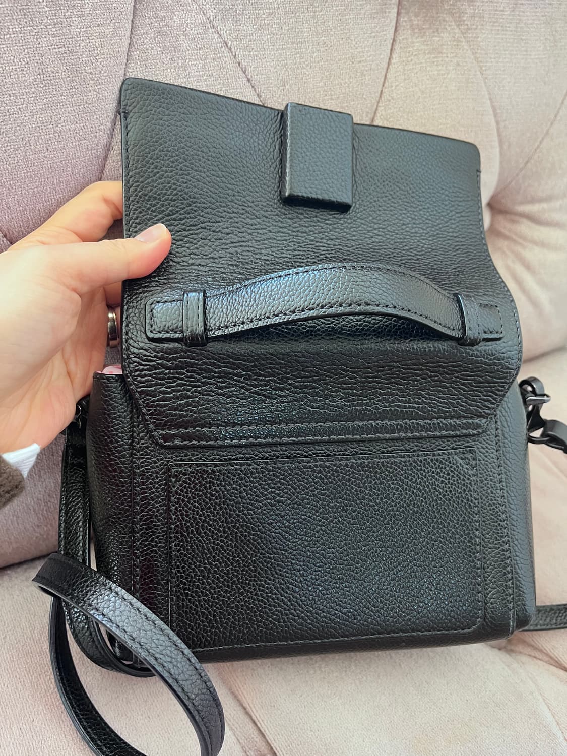 쿠론 럭키슈에뜨 천연가죽 블랙미니크로스백 상품이미지5