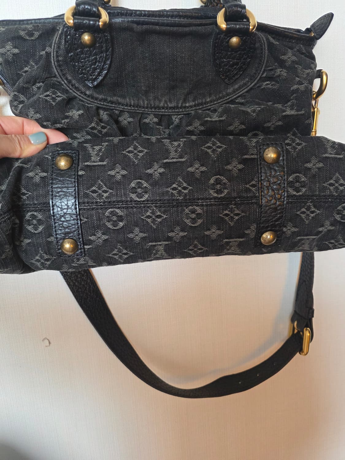 루이비통 모노그램 데님 네오캐비 백 상품이미지3