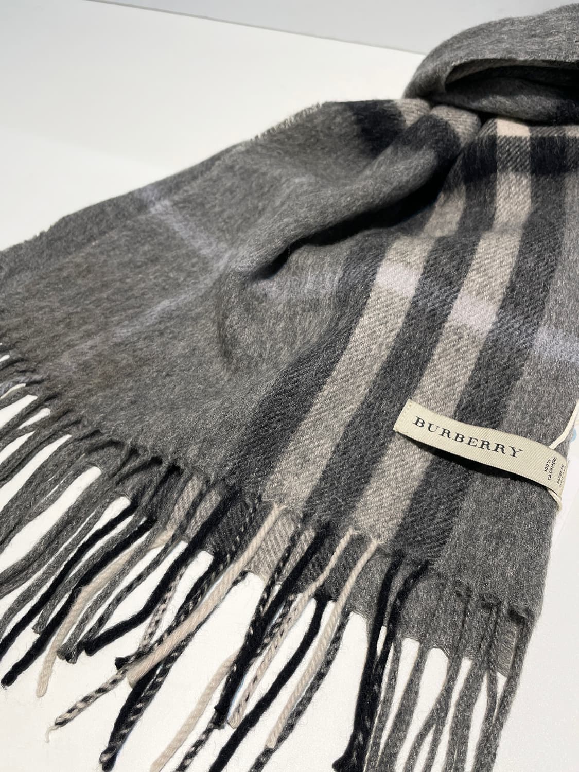 버버리 자이언트 체크 스코틀랜드 100% 캐시미어 목도리 A1535 상품이미지4