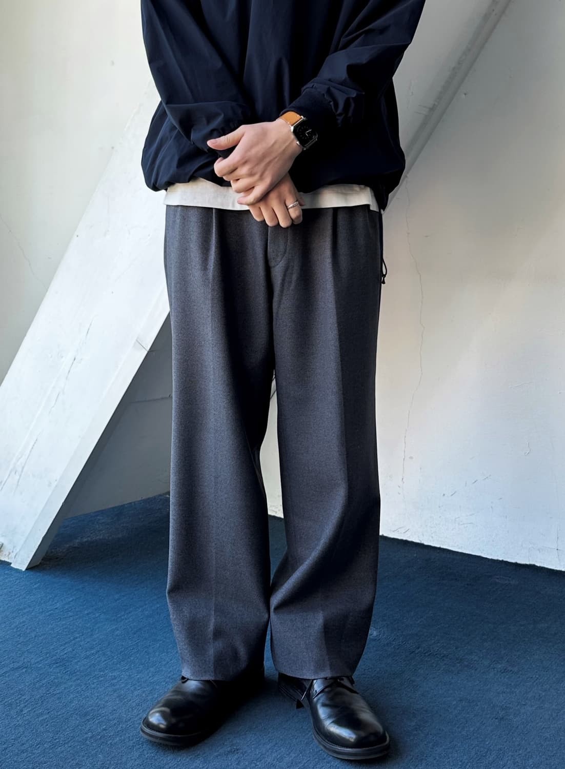 2 pleats straight wool blend slacks 상품이미지4
