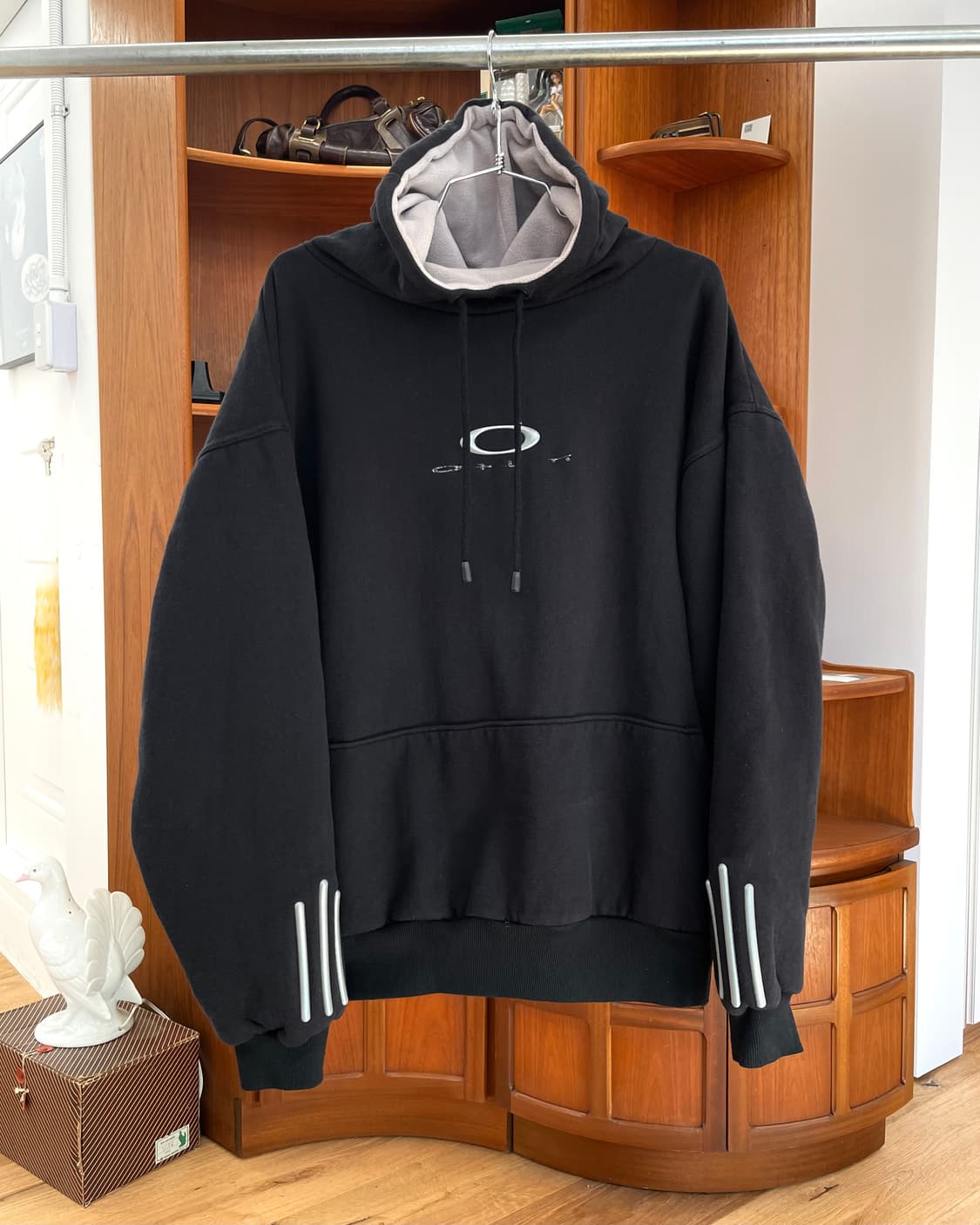 [XL] 오클리 후드 상품이미지1