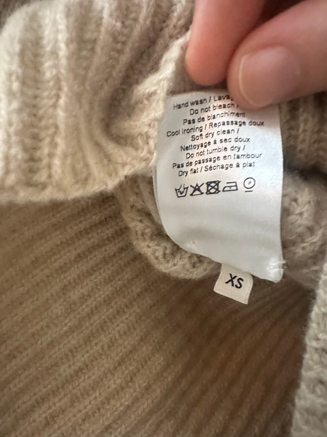 르메르 Lemaire 니트 오트밀 색상 상품이미지5