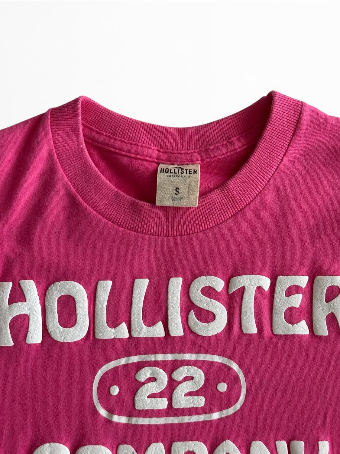 Hollister 핑크 로고 티 상품이미지4