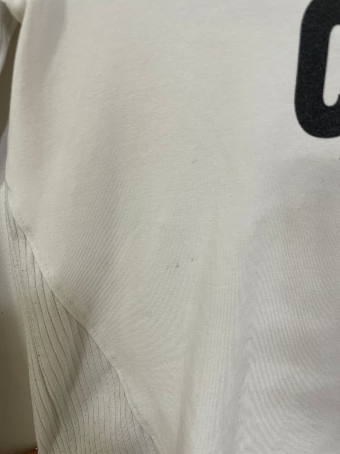 게스 쉬크 긴팔 티셔츠 화이트 상품이미지8