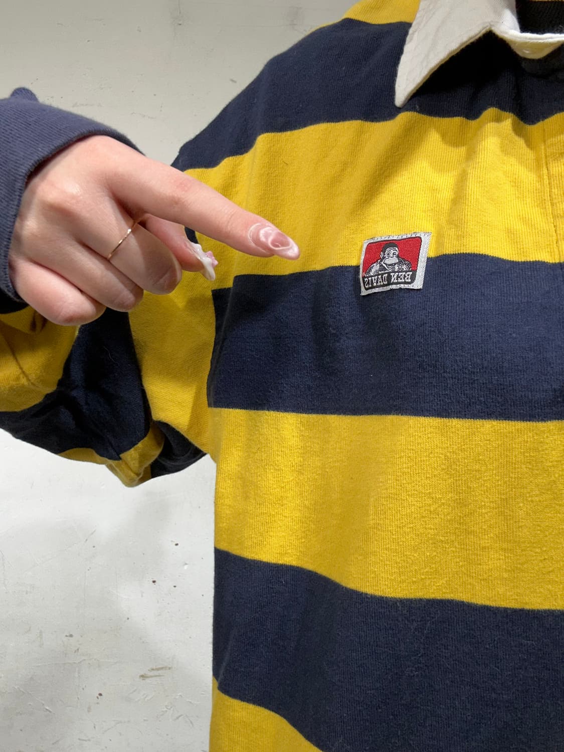 벤데이비스 옐로우 네이비 럭비티 꿀벌 카라 긴팔티 M 상품이미지4