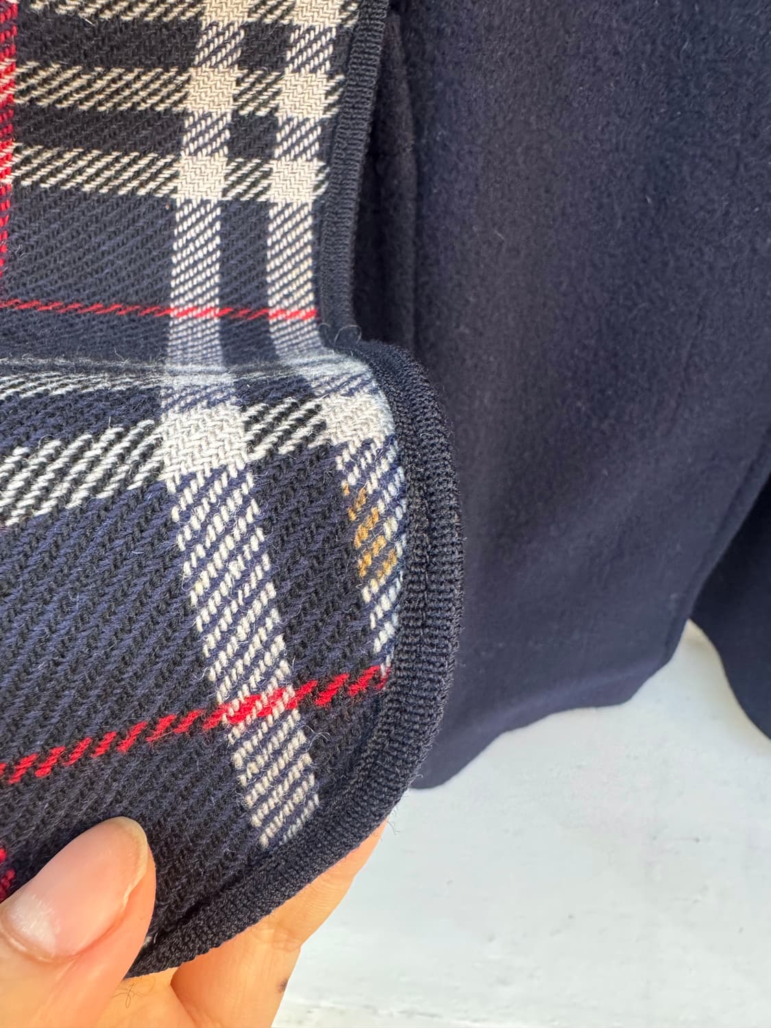 버버리 네이비 체크 울 케이프 코트 상품이미지9