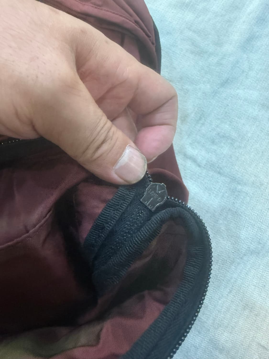 정품 프라다 포코노 몽탕 백팩 팝니다 상품이미지10