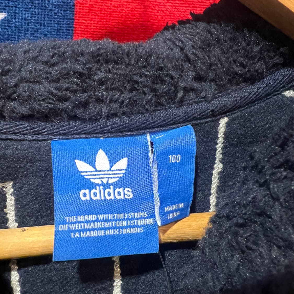 아디다스 셰르파 후드티 상품이미지3