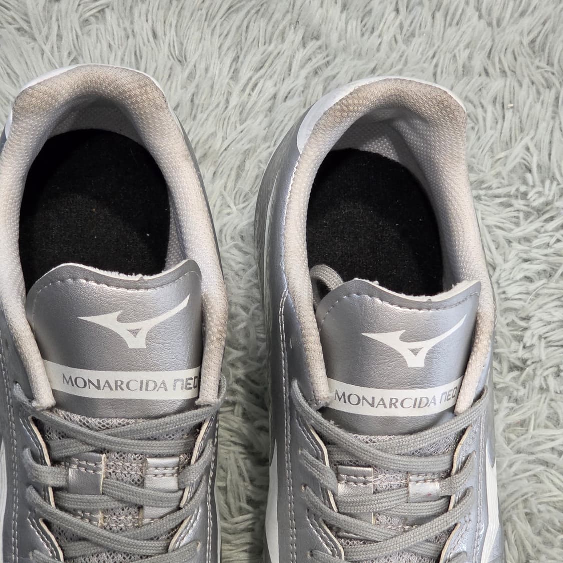 1a-2: 미즈노 모나르시다 네오 TF 실버 풋살 축구화(235) 상품이미지6