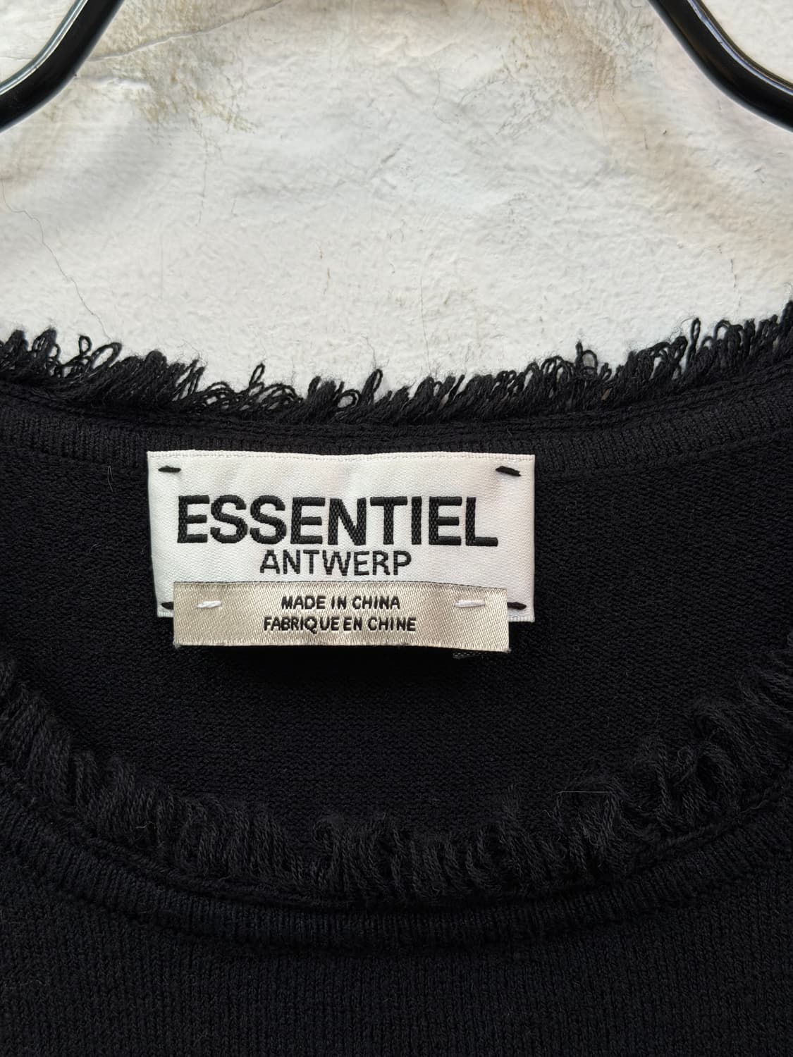 Essentiel Antwerp 프릴 디테일 슬리브리스 블랙 XS 상품이미지2