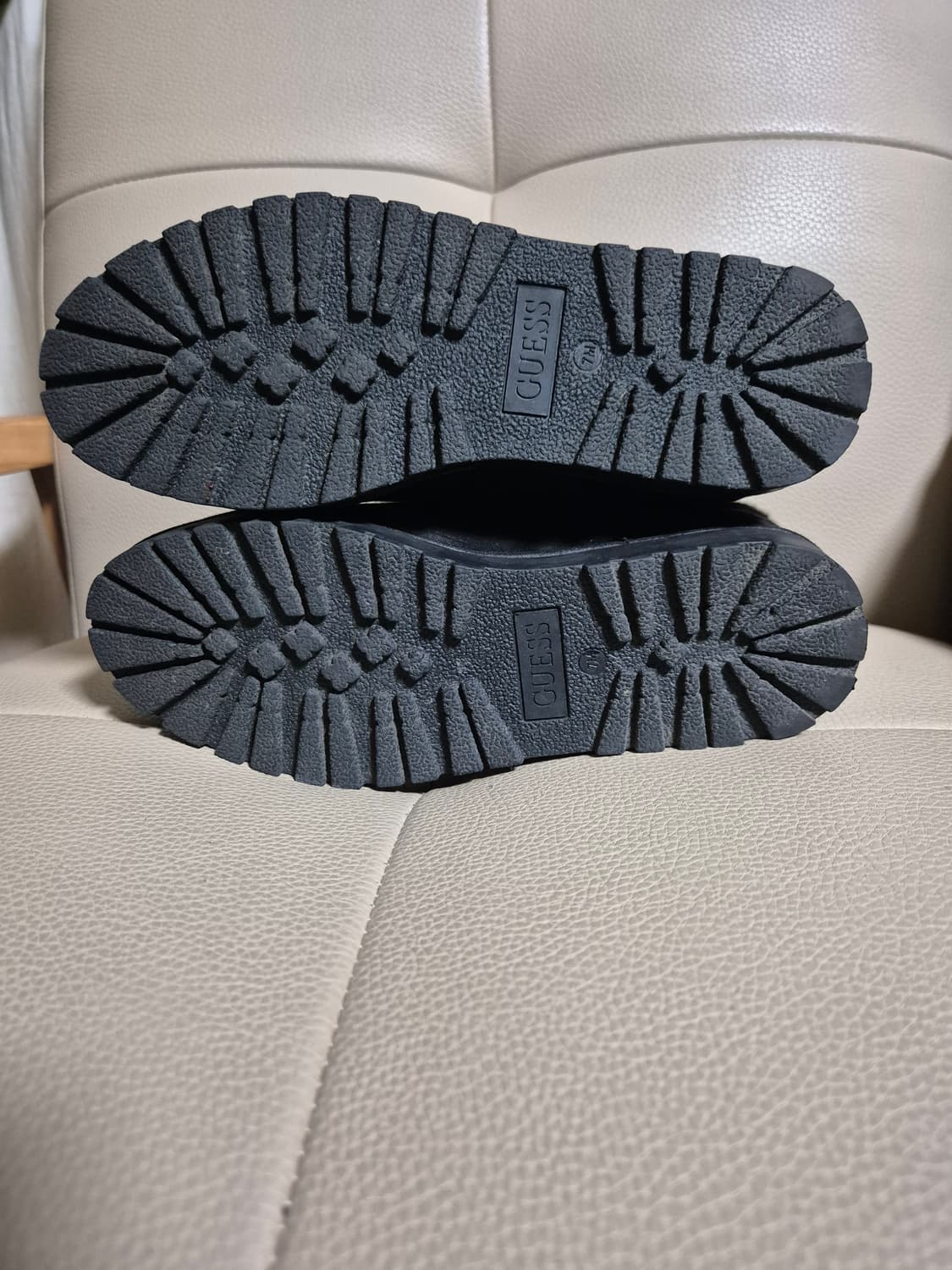 게스 스웨이드 부츠 상품이미지9