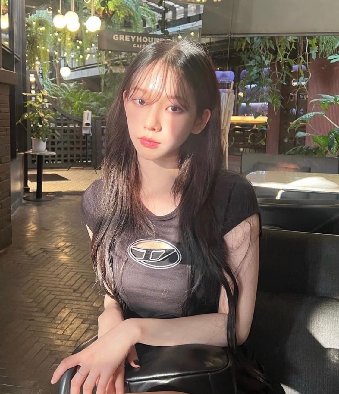 (W) 디젤 T-안지 피카부 로고 티셔츠 블랙 상품이미지1