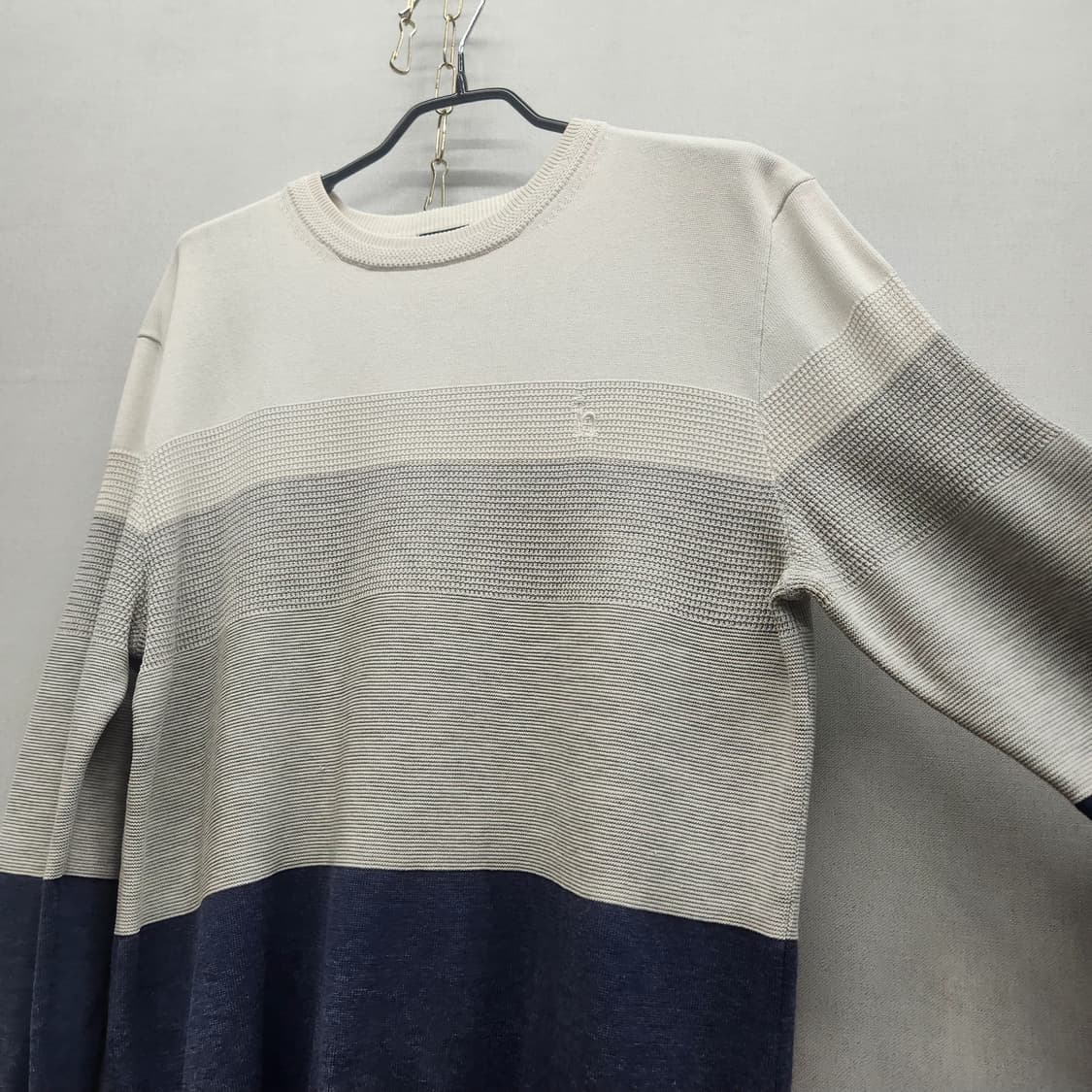 헤지스 컬러배색 얇은 니트 L 상품이미지2