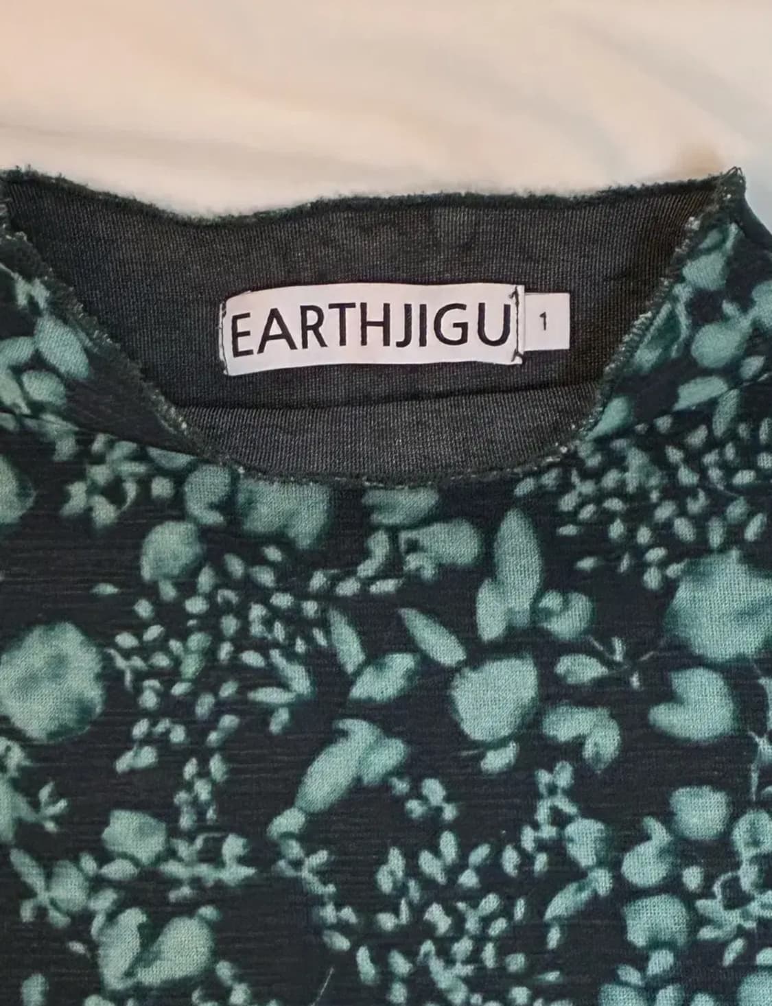 earthjigu 얼스지구 플라워 슬리브리스 상품이미지2