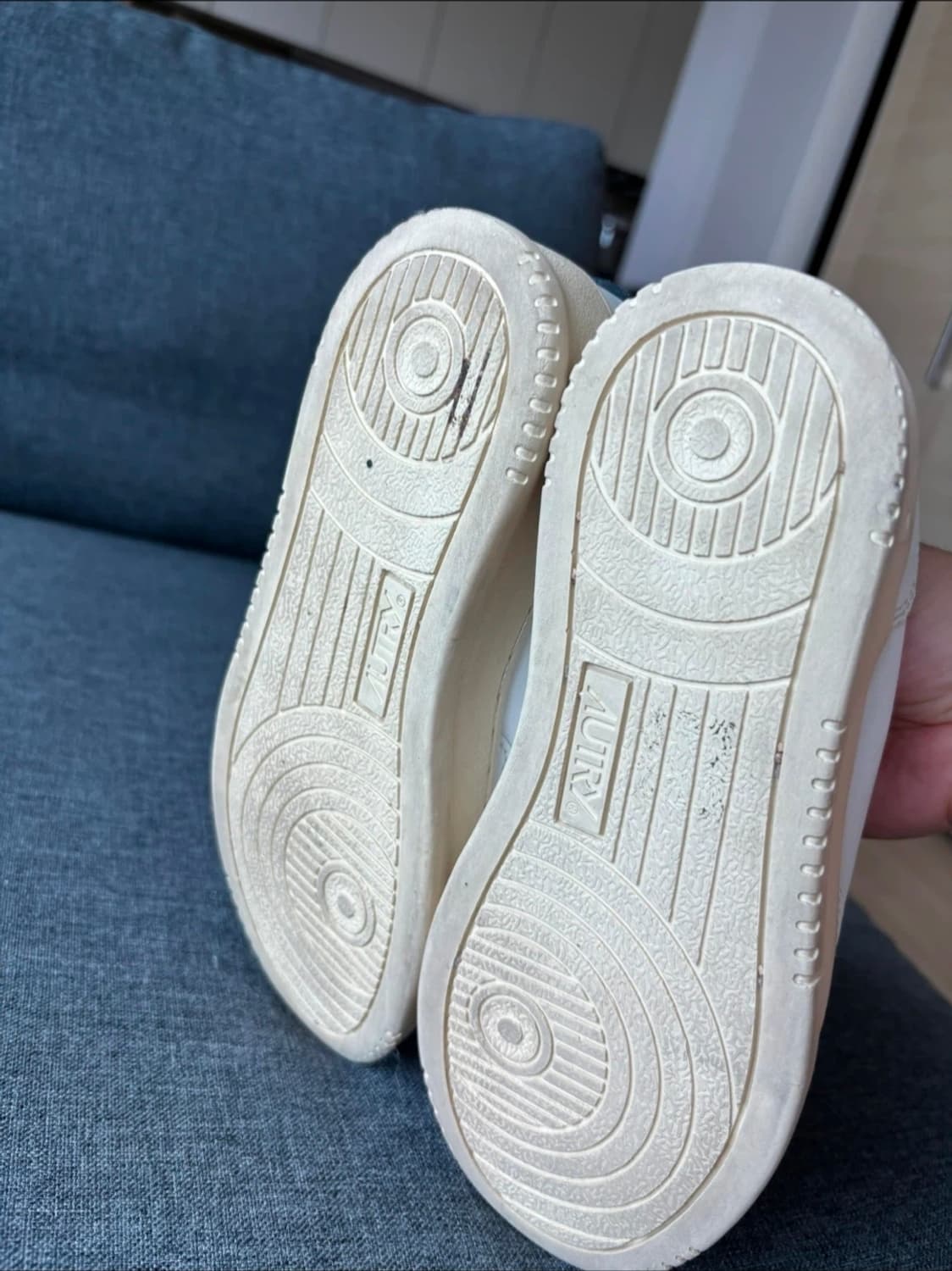 오트리 우먼즈 메달리스트 로우 블랙탭 EU35 AULW-LL22 상품이미지5