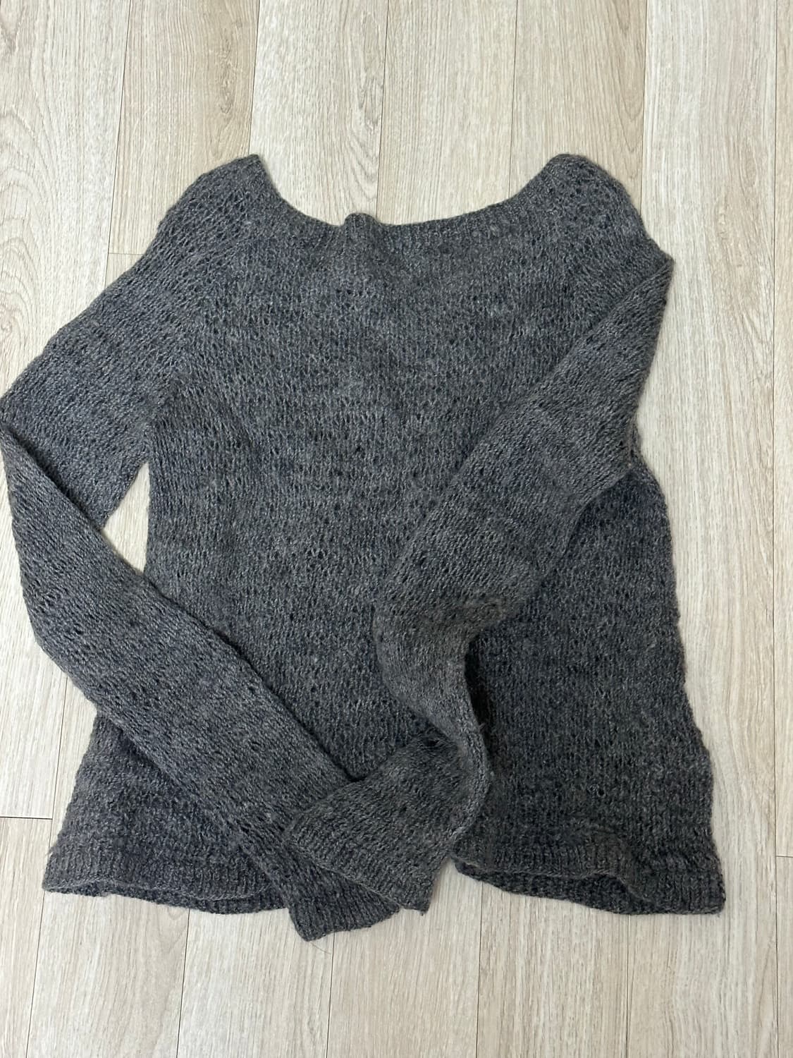 파우닝 차콜 니트 롱슬리브 상품이미지3