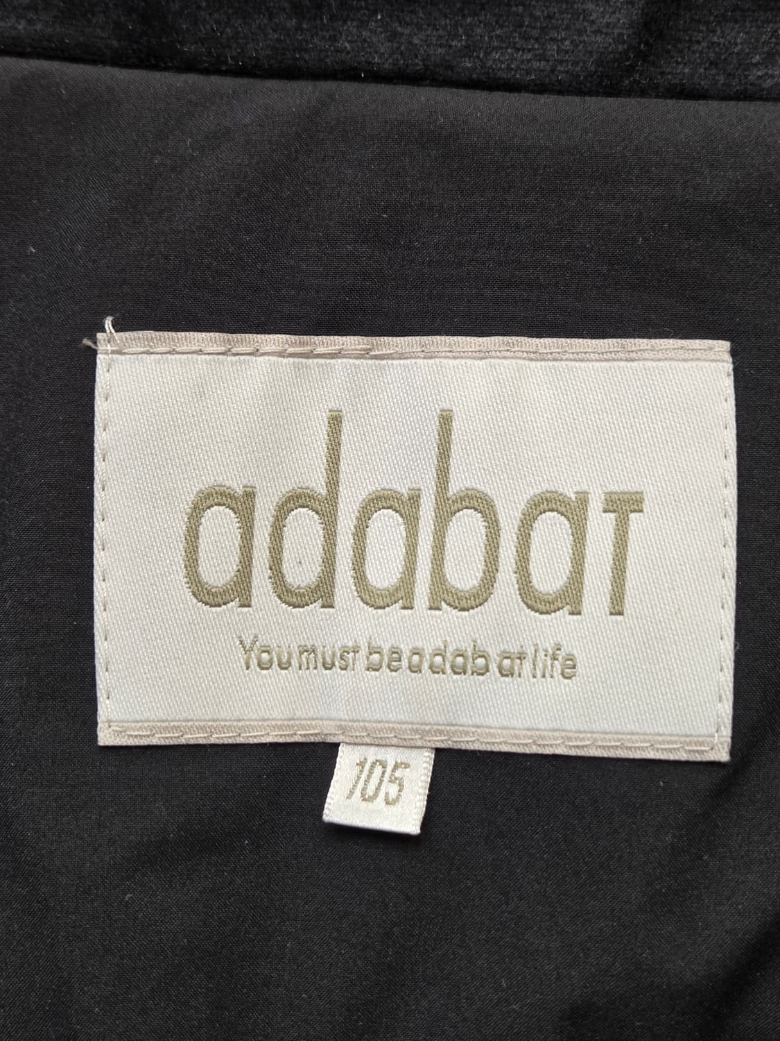 아다바트 남성 니트 패딩 점퍼 105사이즈입니다. 몸통은 패딩으로 되어있 상품이미지6