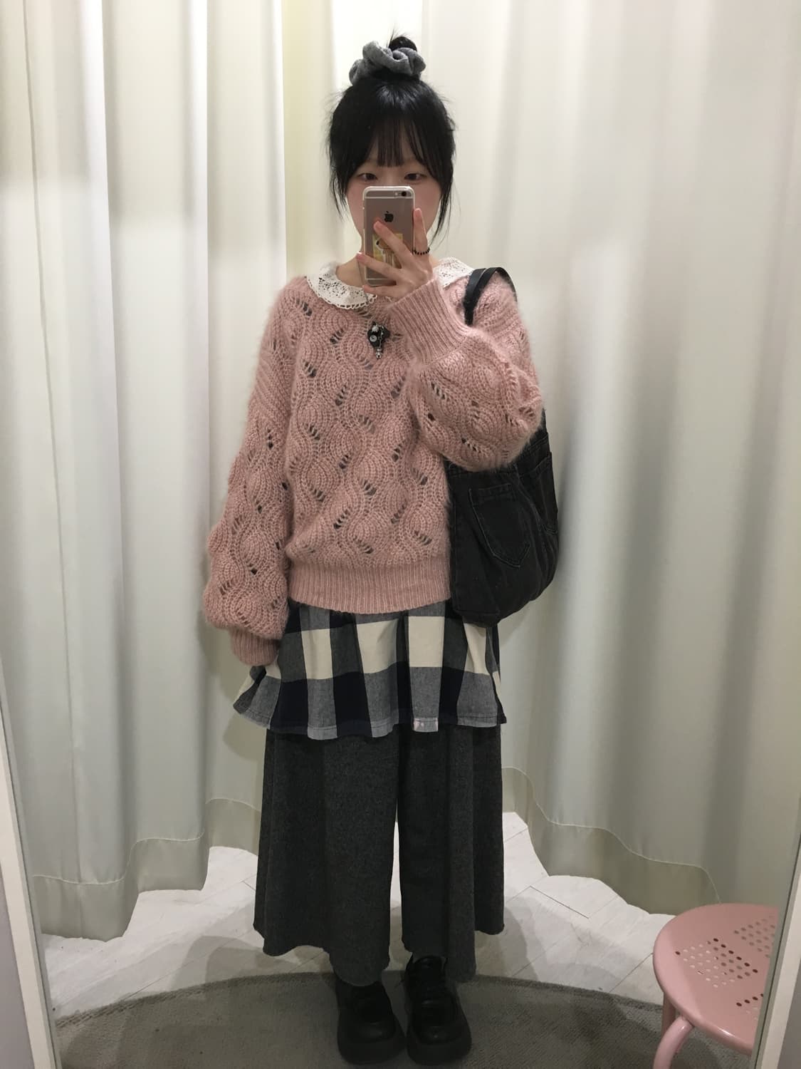 Fluffy blush cozy sweater 상품이미지2