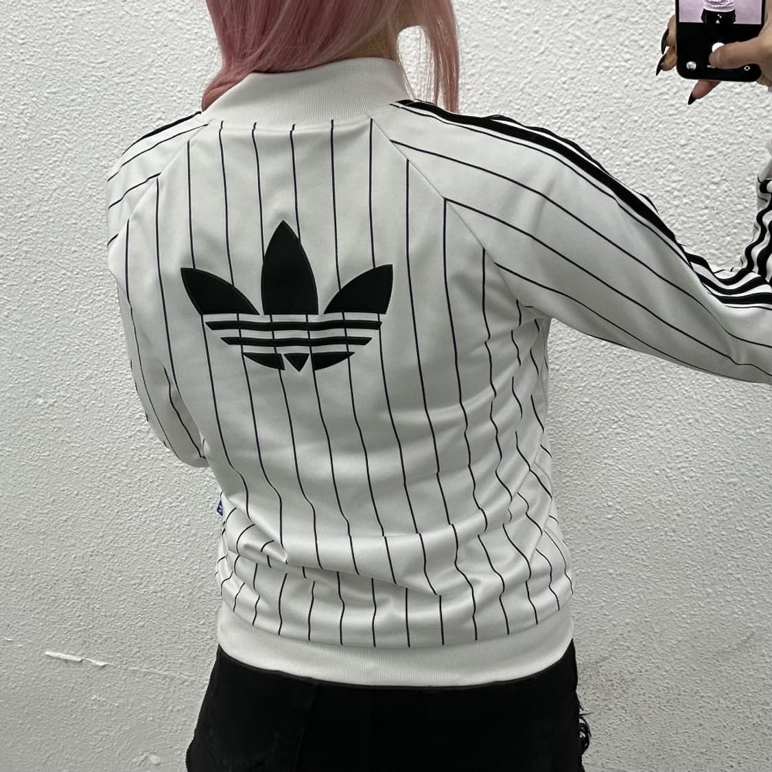 아디다스 블랙라인 화이트 블랙 단가라 트랙탑 85 상품이미지3