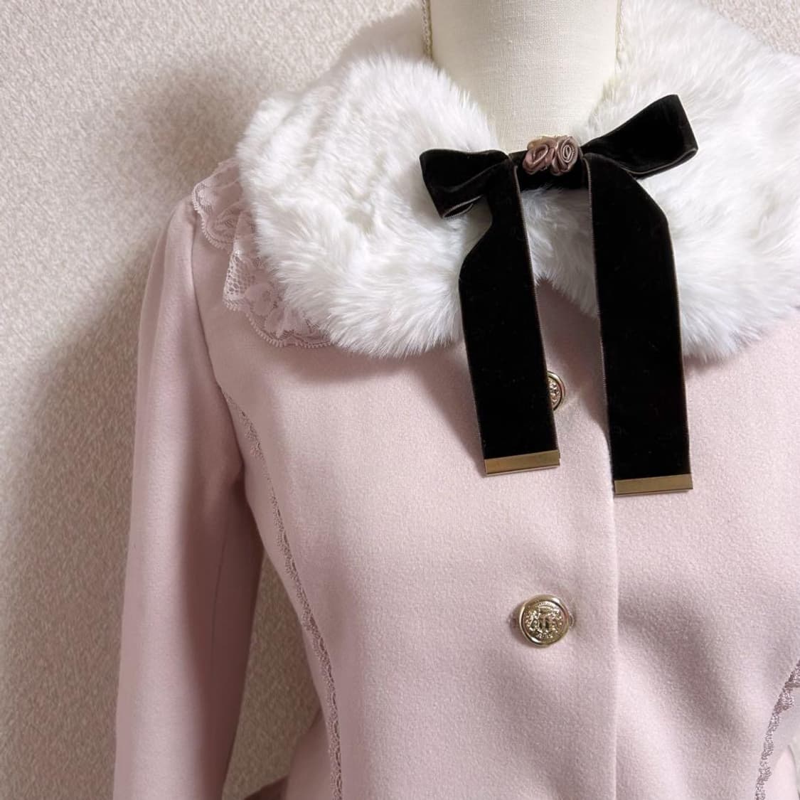 엑시즈팜 히메갸루 라떼갸루 리본 퍼 코트 상품이미지3