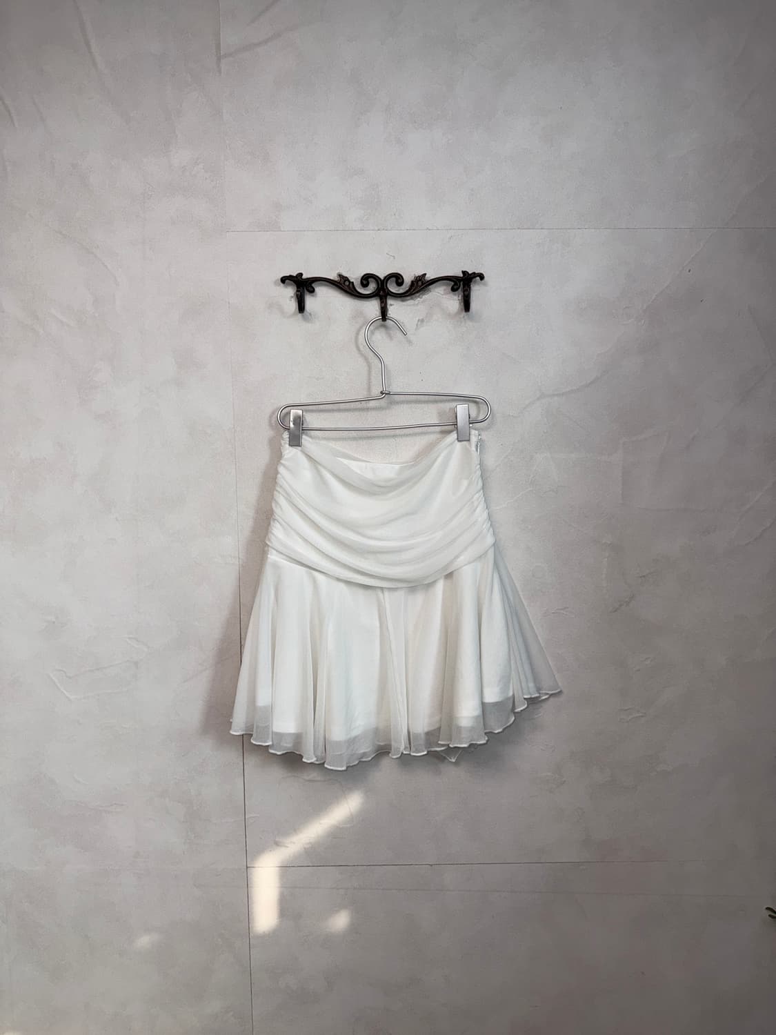 White shirring ruffle chiffon skirt 상품이미지3