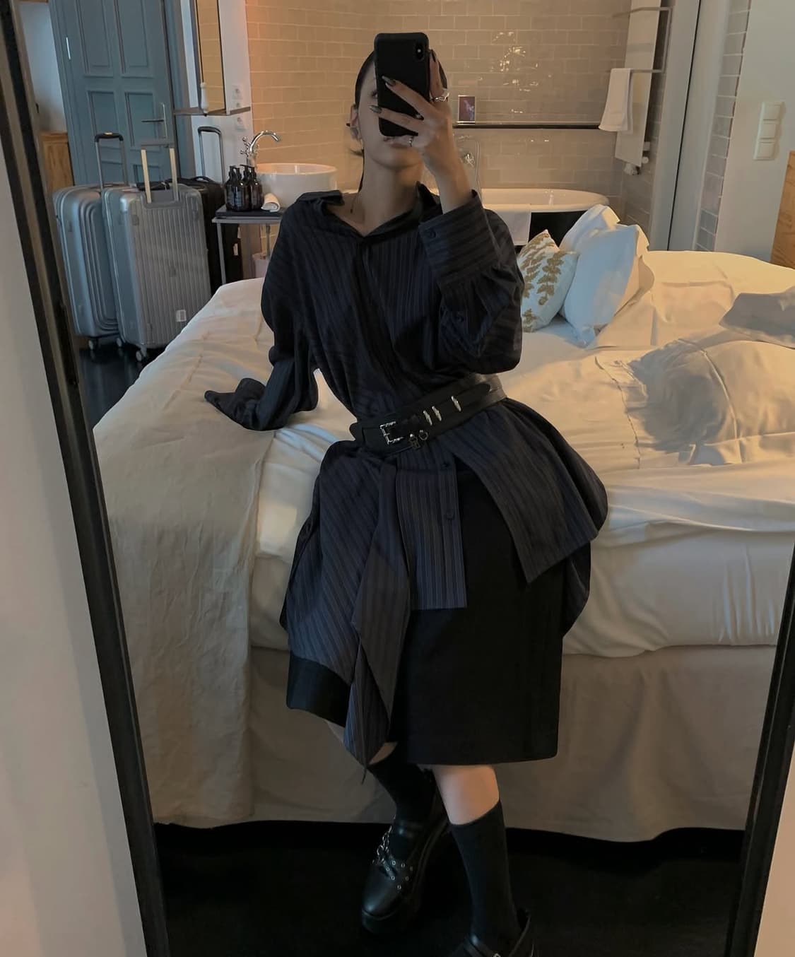 Panelled Stripe Long Shirt [ Navy ] 상품이미지1