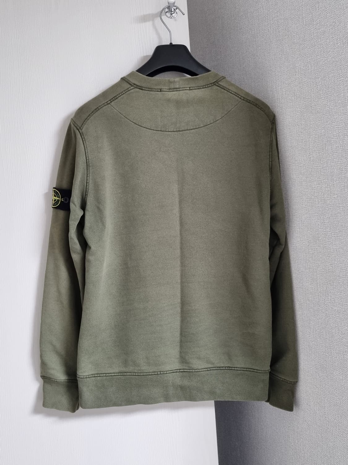 스톤아일랜드 맨투맨 상품이미지2