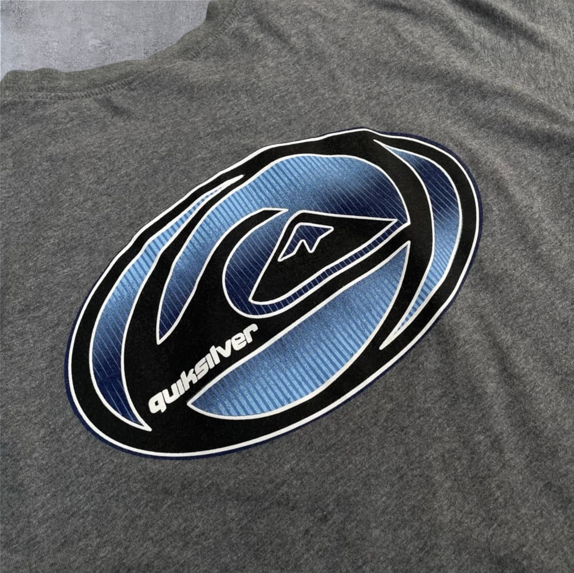 퀵실버 Quiksilver 그레이 로고 프린팅 반팔 티셔츠 L 상품이미지6