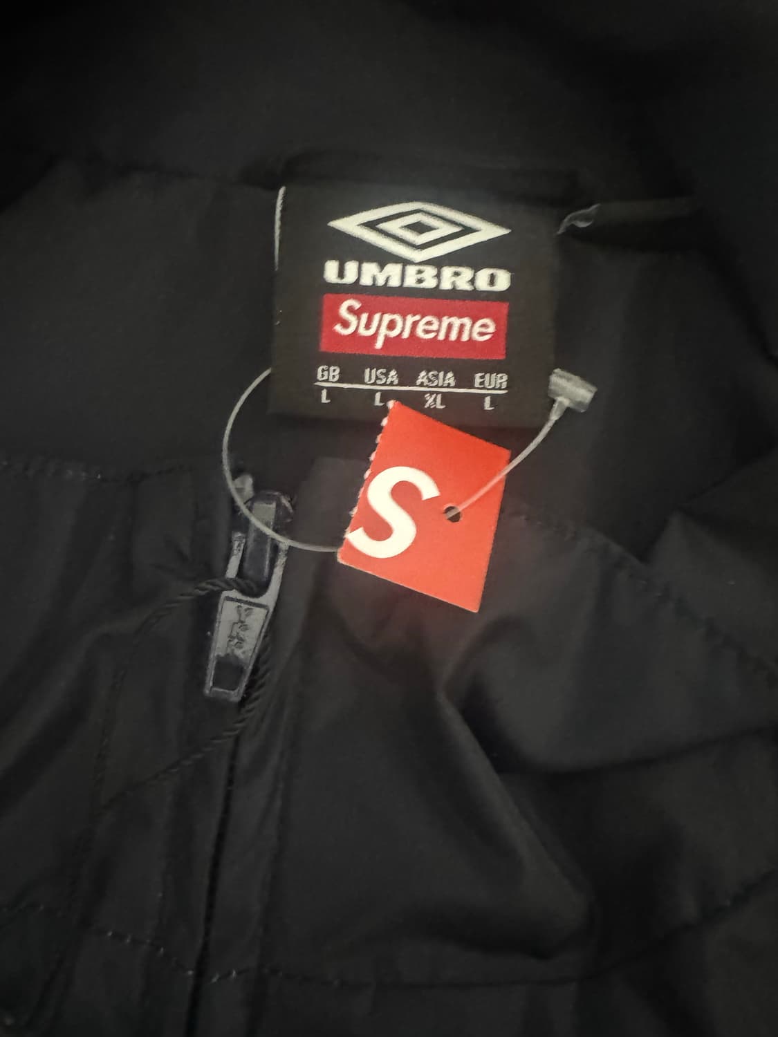 새상품) 슈프림 엄브로 트랙자켓 L 상품이미지2