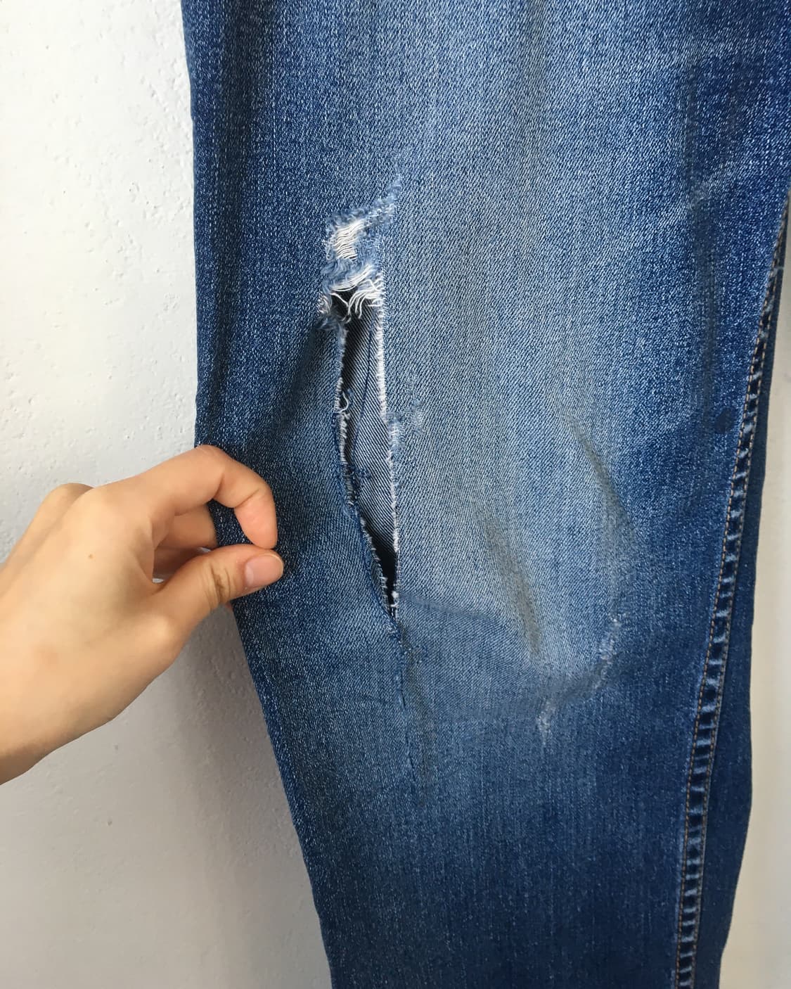 Back pocket cross point denim pants 상품이미지4