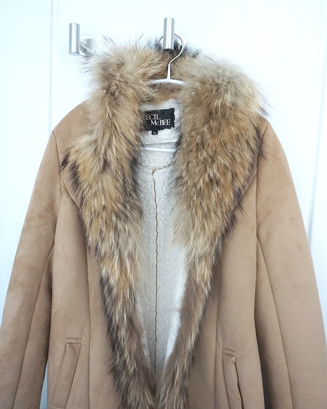 Cecil mc bee 라쿤 무스탕 퍼자켓 상품이미지3