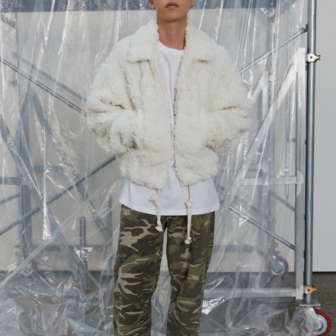 seo 에스이오 시어링 퍼 자켓 화이트 상품이미지5