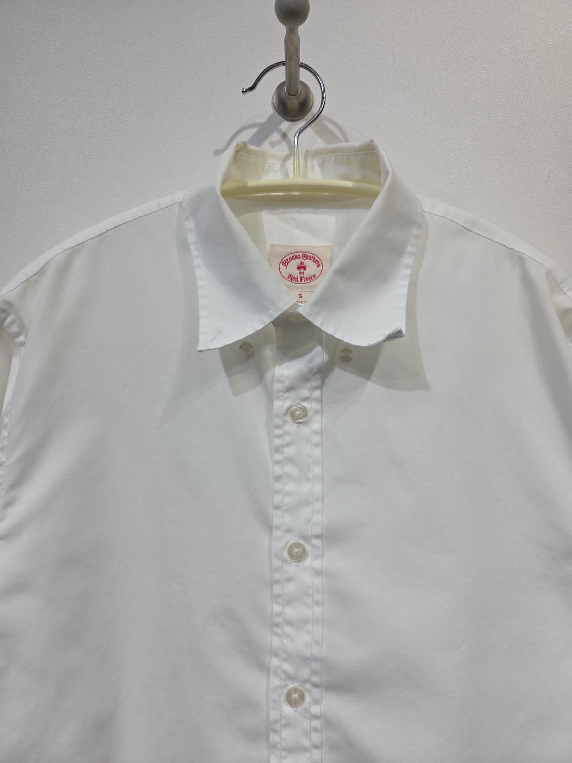 브룩스 브라더스 레드플리스 화이트 셔츠 상품이미지3