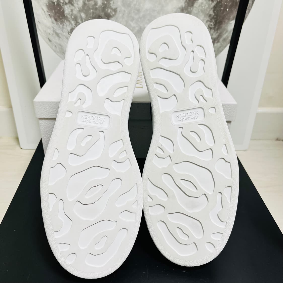 정품 42) 알렉산더 맥퀸 블루 오버솔 스니커즈 270~275 상품이미지5