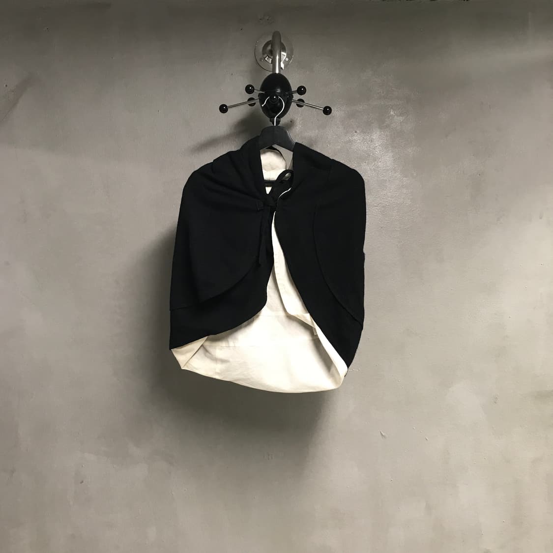 꼼데가르송 트리콧 블랙 케이프 S(W) 상품이미지1