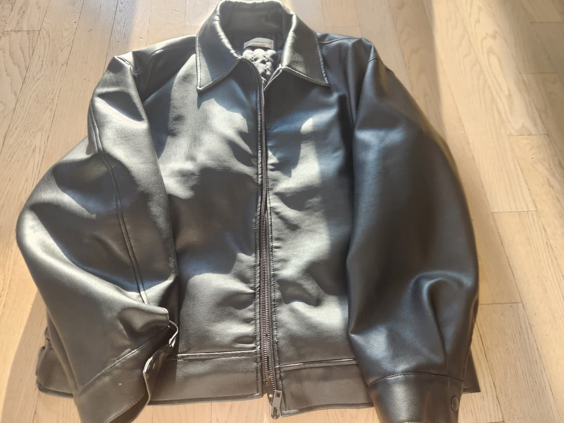 라퍼지스토어 레더자켓 L 팝니다 상품이미지2