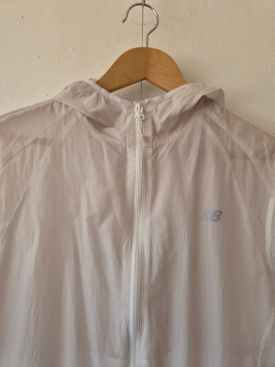 뉴발란스 키즈 초경량바람막이 150사이즈 상품이미지1