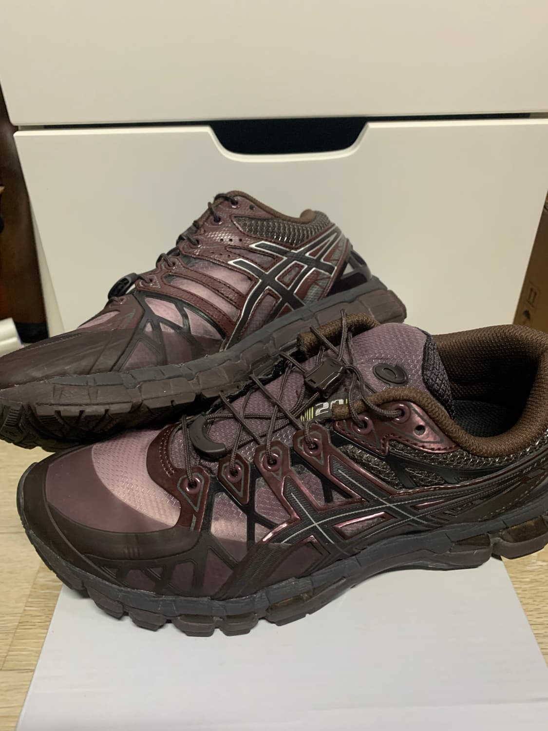 아식스 젤 카야노 20 언어펙티드 체리블랙 (260) 상품이미지1